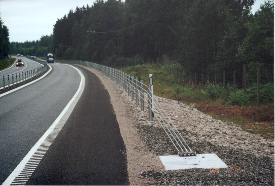Concrete block anchor